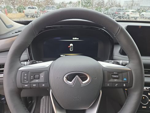 Used 2026 INFINITI QX60 Luxe w/ Cargo Package image 11