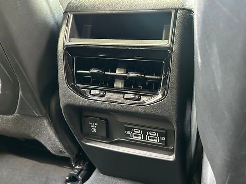 Certified 2024 Jeep Grand Cherokee Altitude image 45