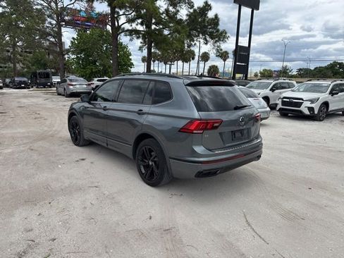 Used 2023 Volkswagen Tiguan SE R-Line FWD image 3