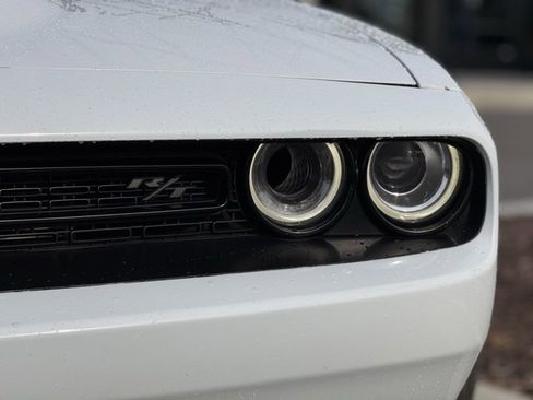 Used 2019 Dodge Challenger R/T w/ Driver Convenience Group image 4
