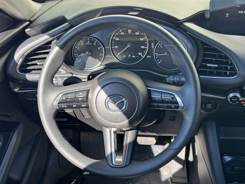 Used 2024 MAZDA MAZDA3 s FWD image 19