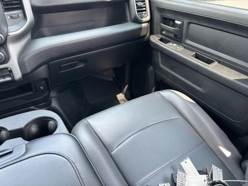 Used 2024 RAM 2500 Tradesman w/ Chrome Appearance Group AWD/4WD image 16