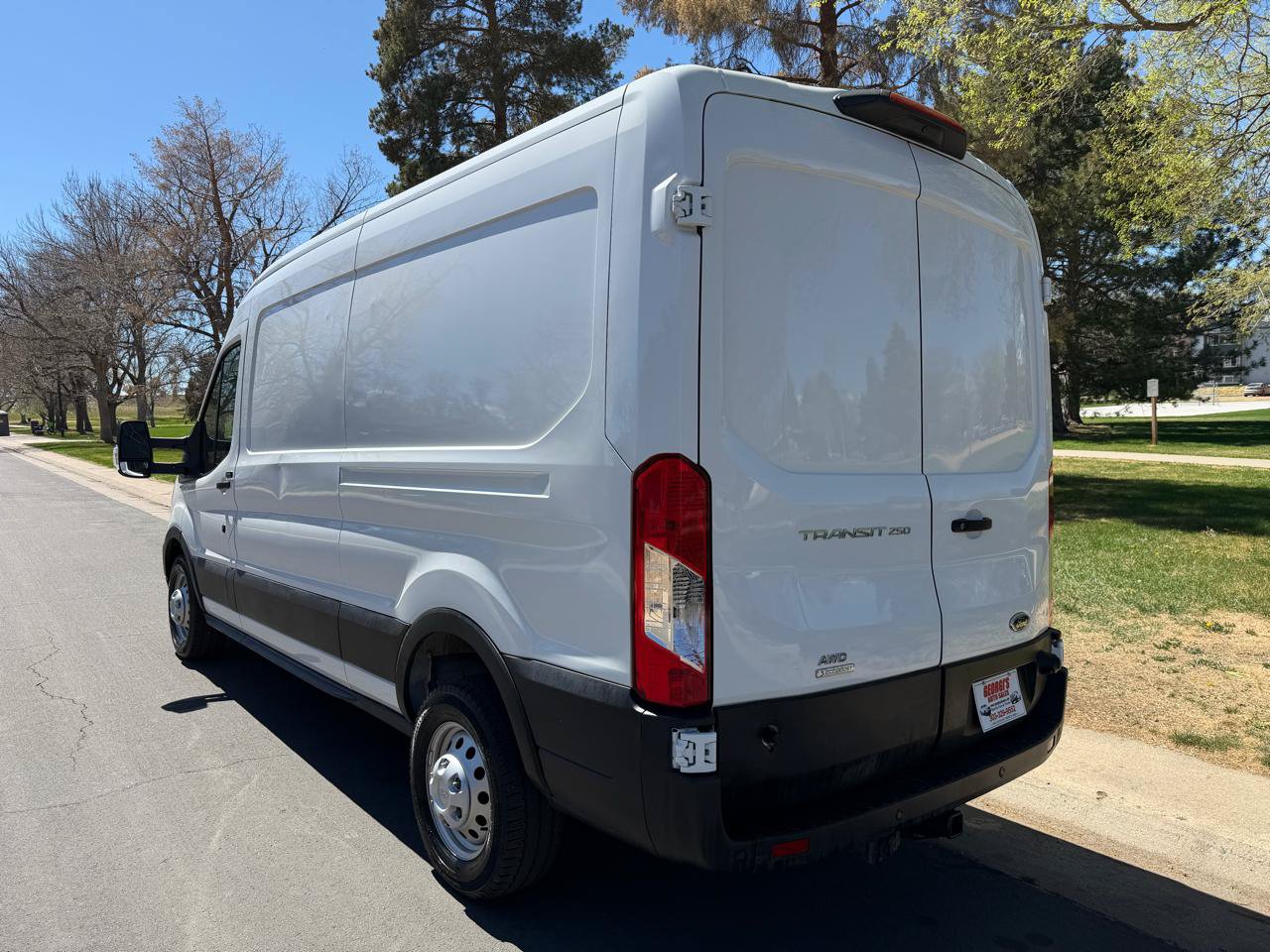Used 2024 Ford Transit 250 148 Medium Roof Extended AWD image 3