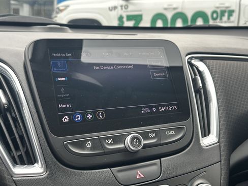 Used 2019 Chevrolet Malibu LT w/ Driver Confidence Package image 26