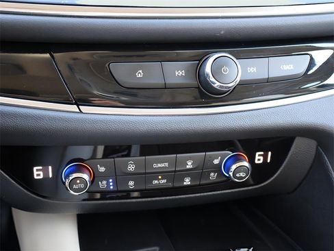 Used 2023 Buick Enclave Avenir w/ Avenir Technology Package image 27