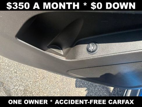 Used 2024 Chevrolet Equinox LT w/ LPO, Floor Liner Package FWD image 14