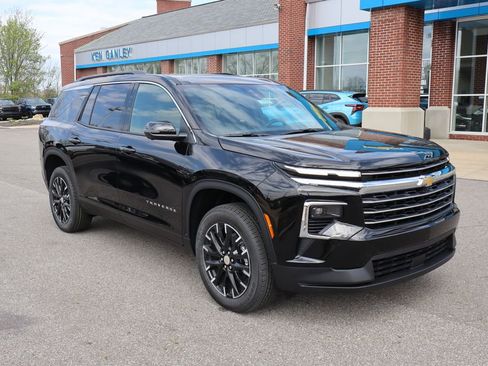 New 2026 Chevrolet Traverse LT FWD image 4