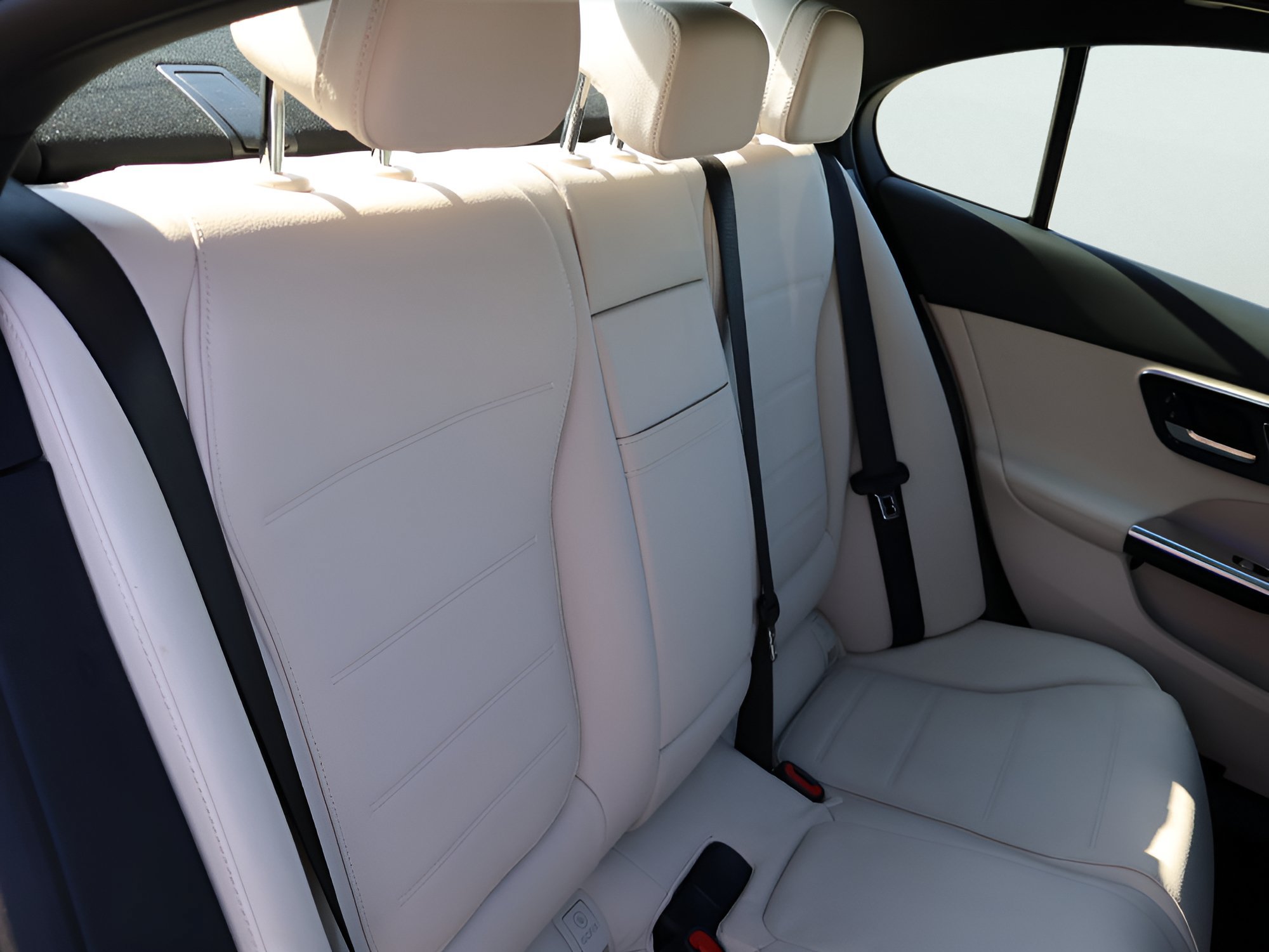 Certified 2026 Mercedes-Benz C 300 4MATIC Sedan image 14