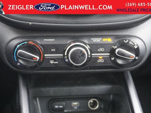 Used 2024 Kia Soul LX w/ Option Group 015 image 18