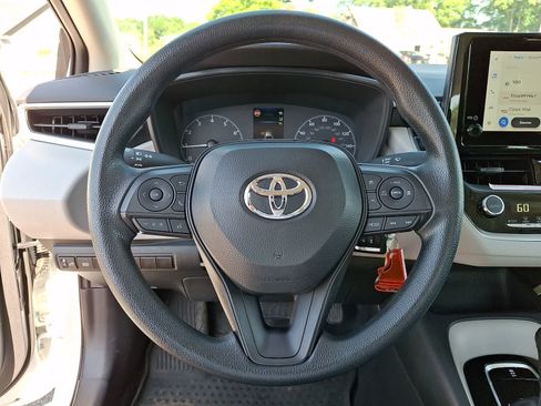 Used 2024 Toyota Corolla LE FWD image 23