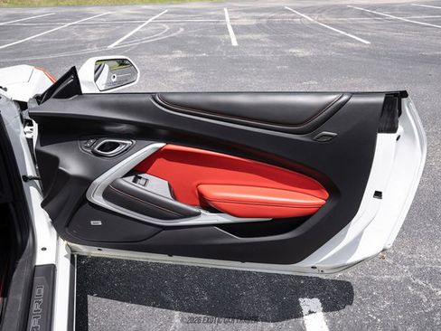 Used 2017 Chevrolet Camaro SS RWD image 65