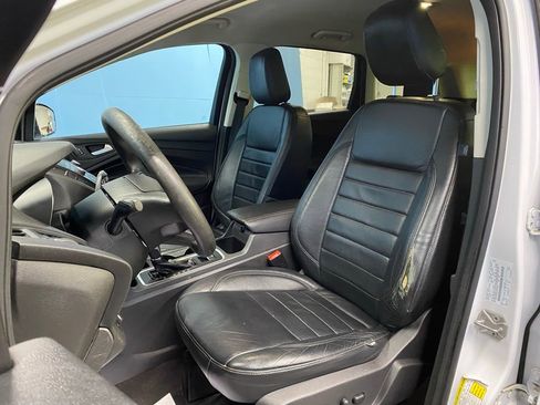 Used 2018 Ford Escape SE image 17