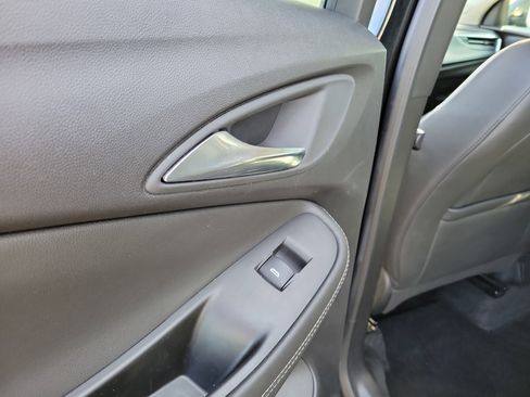 Used 2024 Buick Encore GX Sport Touring w/ Comfort Package image 13