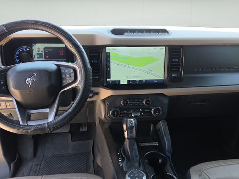 Used 2022 Ford Bronco Wildtrak AWD/4WD image 22