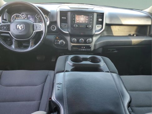 Used 2020 RAM 1500 Big Horn AWD/4WD image 9