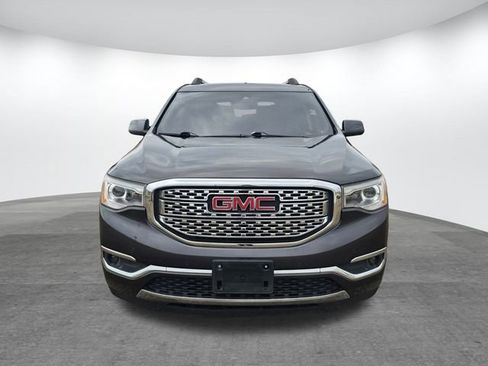 Used 2018 GMC Acadia Denali image 2