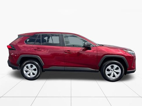 Used 2025 Toyota RAV4 LE FWD image 7