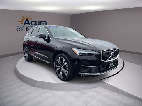 Used 2023 Volvo XC60 B5 Plus image 5