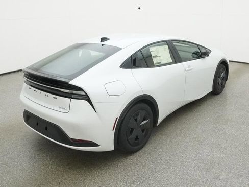 New 2026 Toyota Prius Plug-In Hybrid image 21