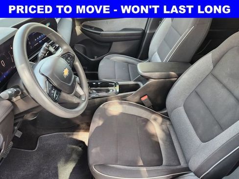 Used 2024 Chevrolet TrailBlazer LS w/ LS Convenience Package FWD image 4