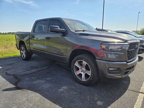 Used 2025 RAM 1500 Tradesman AWD/4WD image 3