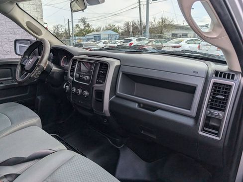 Used 2016 RAM 1500 Express image 11