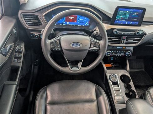 Used 2021 Ford Escape SEL w/ Technology Package image 7