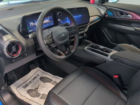 New 2026 Chevrolet Equinox EV RS image 13