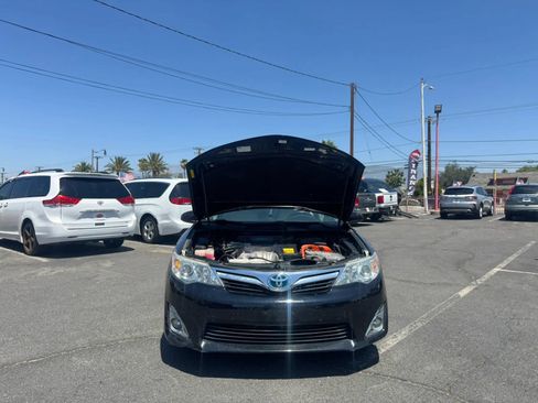 Used 2013 Toyota Camry XLE w/ Convenience Pkg FWD image 12