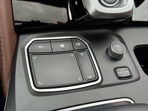 Used 2023 Acura MDX SH-AWD w/ Advance Package image 25