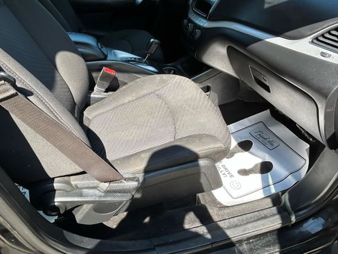 Used 2016 Dodge Journey SE FWD image 12