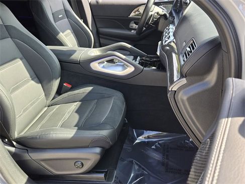 Used 2025 Mercedes-Benz GLE 53 AMG 4MATIC Coupe image 16