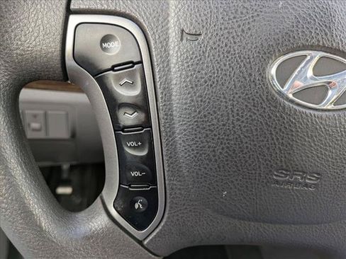 Used 2011 Hyundai Santa Fe GLS AWD/4WD image 14