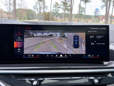 Certified 2025 BMW X5 xDrive40i w/ Executive Package image 4