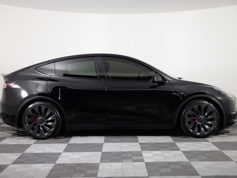 Used 2023 Tesla Model Y Performance AWD/4WD image 8