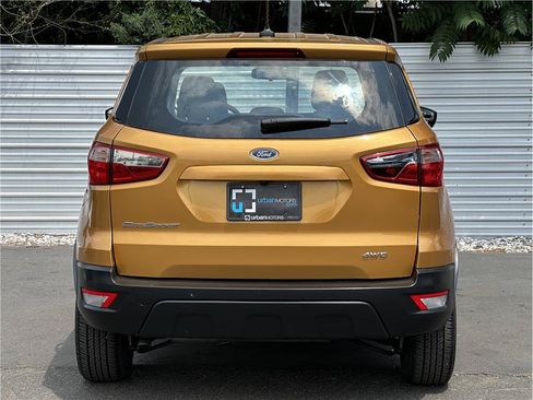Used 2022 Ford EcoSport S AWD/4WD image 11