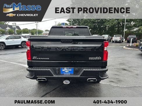 Used 2023 Chevrolet Silverado 1500 High Country w/ High Country Premium Package AWD/4WD image 6