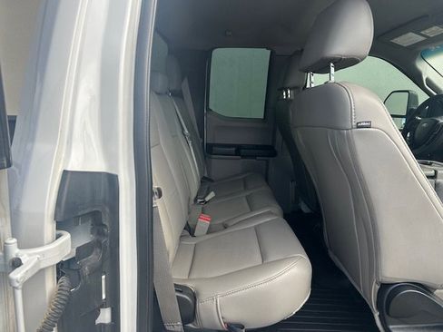 Used 2019 Ford F250 XL w/ XL Value Package AWD/4WD image 9