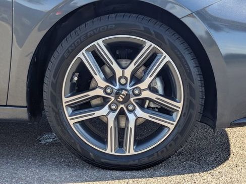 Certified 2019 Kia Forte EX image 13