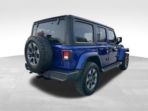 Used 2019 Jeep Wrangler Unlimited Sahara w/ Dual Top Group image 8