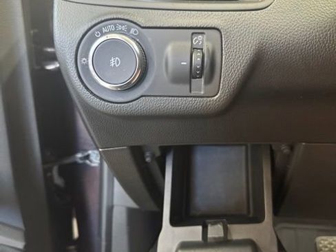 Used 2017 Buick Envision Essence AWD/4WD image 35