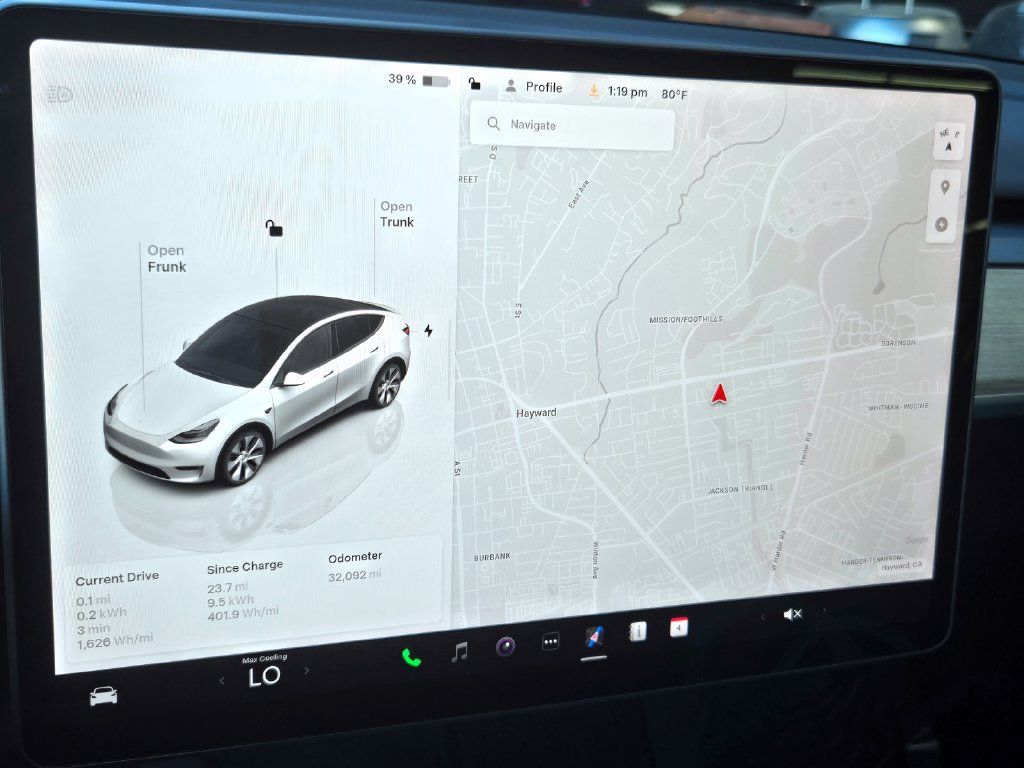 Used 2023 Tesla Model Y Long Range AWD/4WD image 19