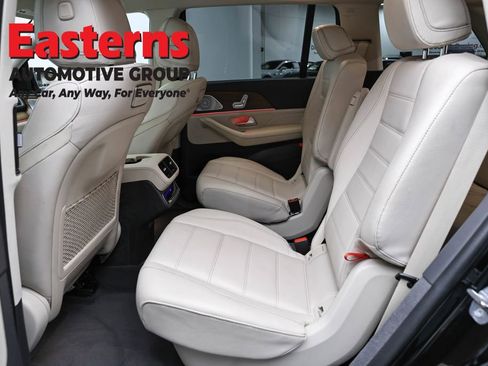 Used 2020 Mercedes-Benz GLS 450 4MATIC image 22