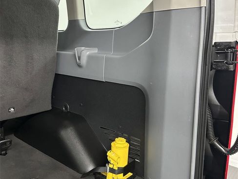 Used 2016 Ford Transit 350 XLT image 25