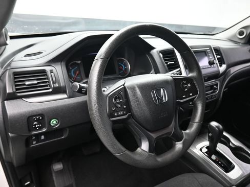 Used 2019 Honda Pilot LX image 14