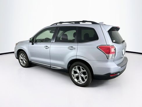 Used 2018 Subaru Forester 2.5i Touring w/ Popular Package #2 AWD/4WD image 5