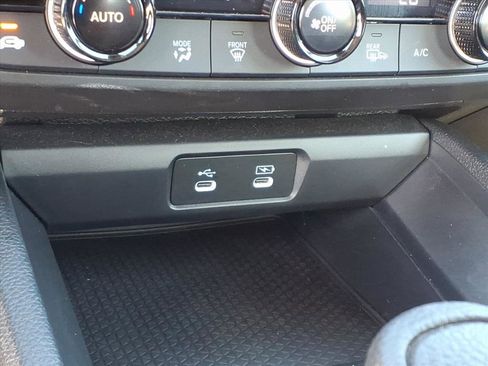 Used 2024 Honda Accord EX image 12