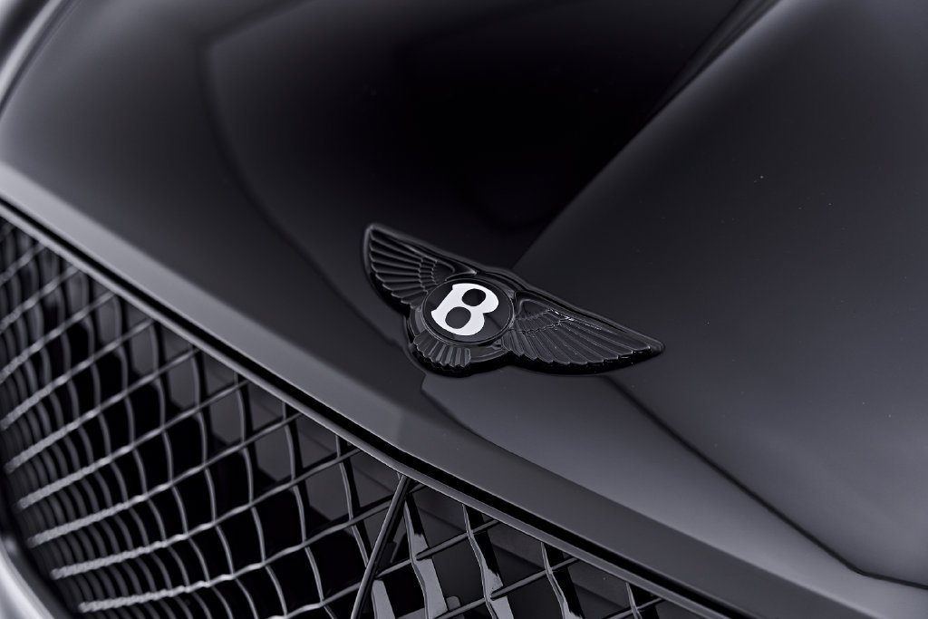 Used 2025 Bentley Bentayga AWD/4WD image 20
