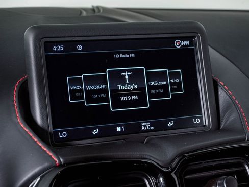 Used 2020 Aston Martin V8 Vantage Coupe image 27