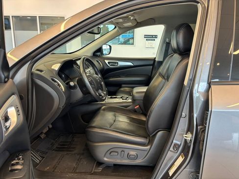 Used 2020 Nissan Pathfinder SL AWD/4WD image 15
